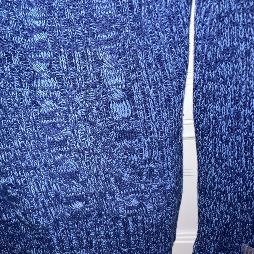 EUC DKNY Jeans Sweater - Picture 4 of 4